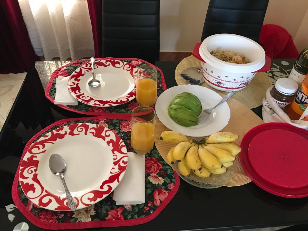 Royal Homestay Moshi Extérieur photo