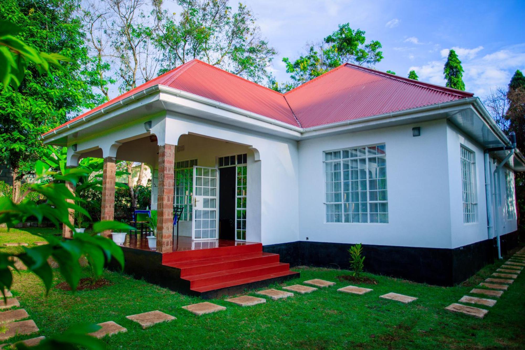 Royal Homestay Moshi Extérieur photo