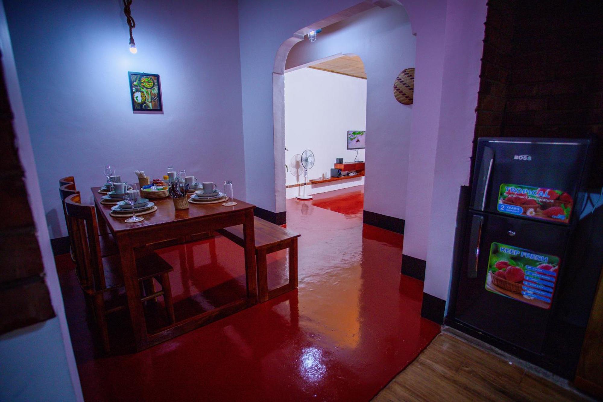 Royal Homestay Moshi Extérieur photo