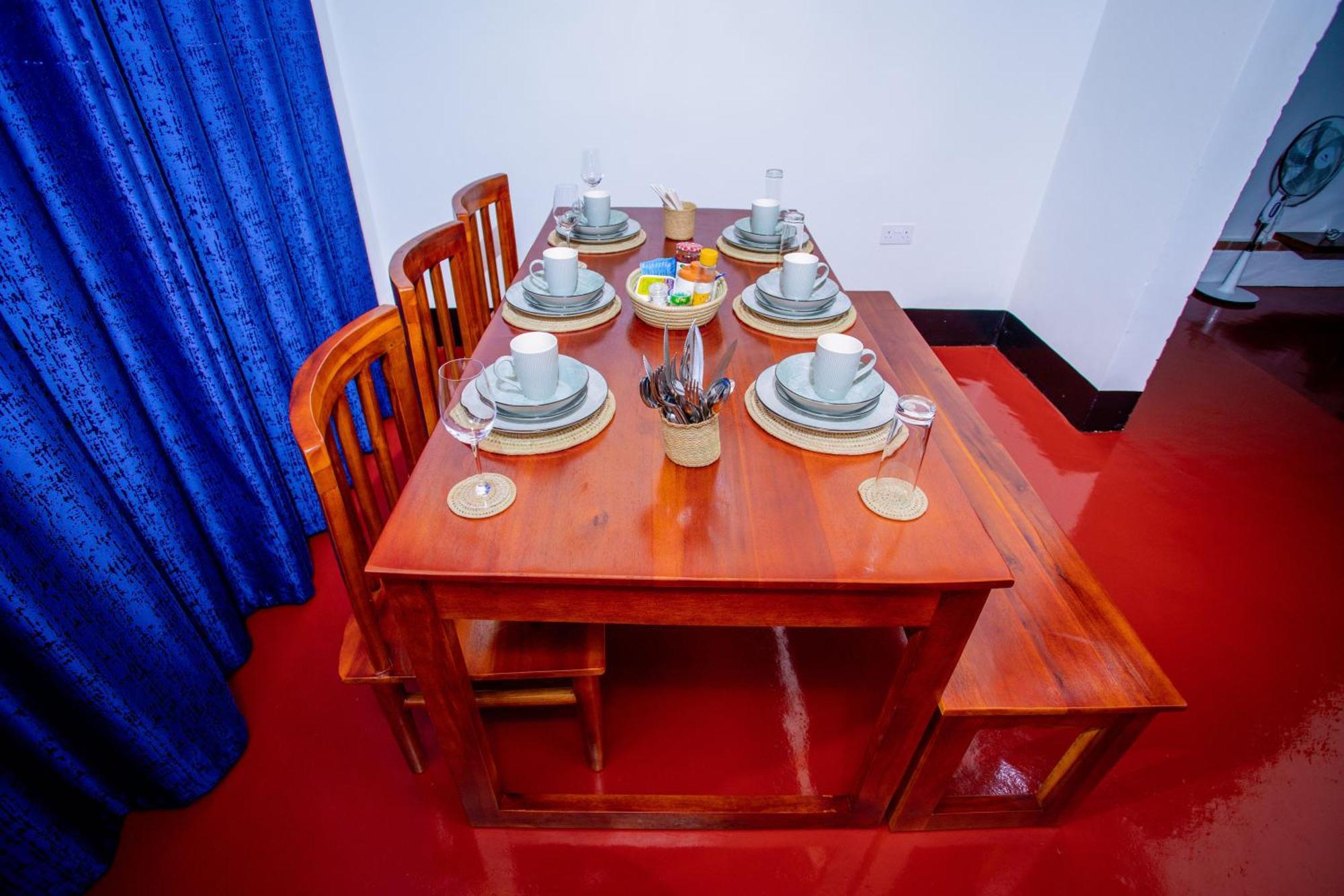 Royal Homestay Moshi Extérieur photo
