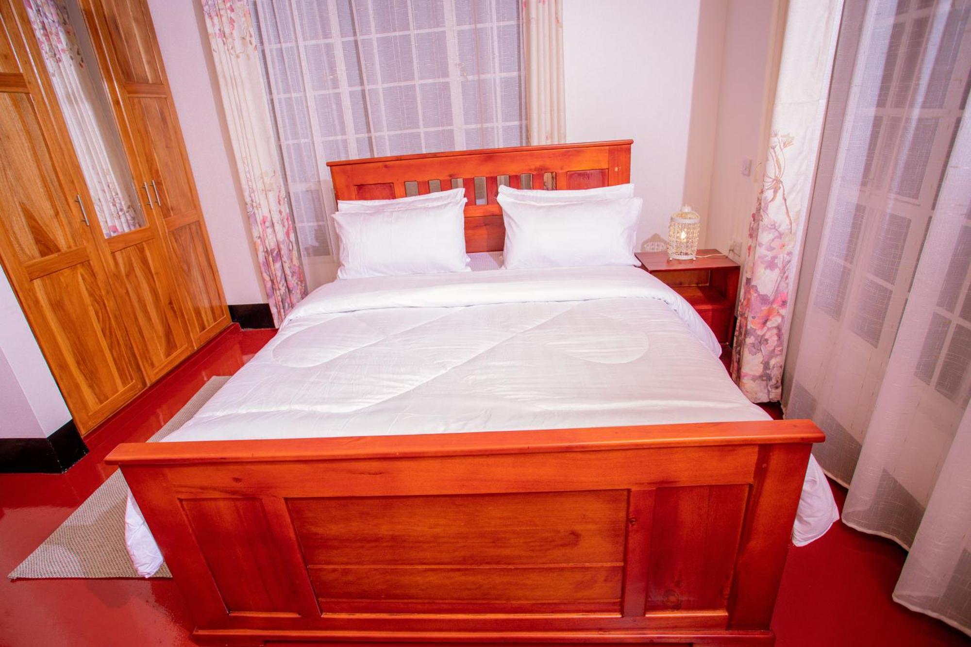 Royal Homestay Moshi Extérieur photo